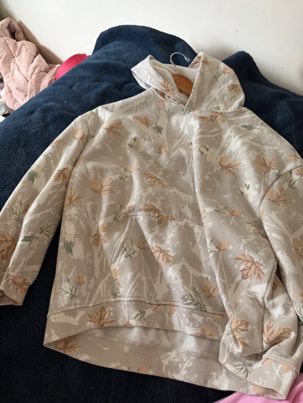 Neutral Leaf-Print Hoodie Sweatshirt - Beige Leaf Pattern
